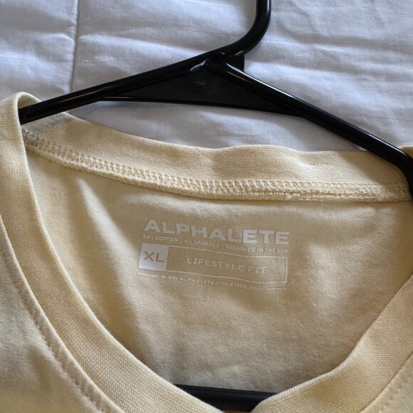 Alphalete Life Style Fit Cropped Long Sleeve Top - Picture 3 of 5